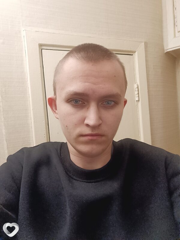 Артем, 19, Минске — анкета №3814619