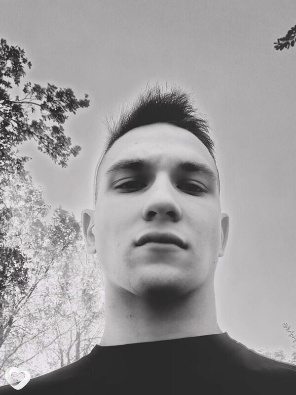 Евгений, 24, Ростове-на-Дону — анкета №3814935
