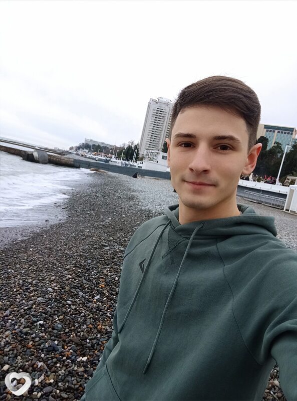 Дима, 23, Каменске-Шахтинском — анкета №3815062
