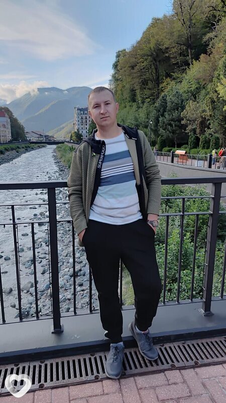 Артём, 24, Перми — анкета №3815683
