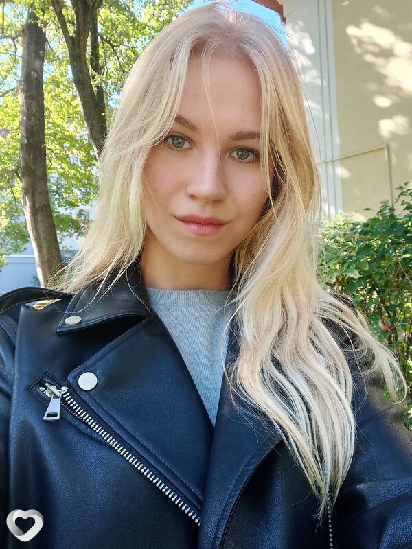 Лена, 25, Калининграде — анкета №3816216