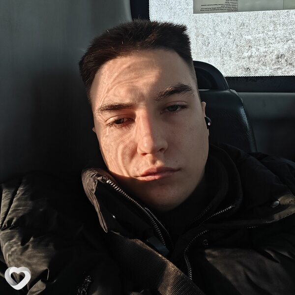 Даниил, 21, Омске — анкета №3816449