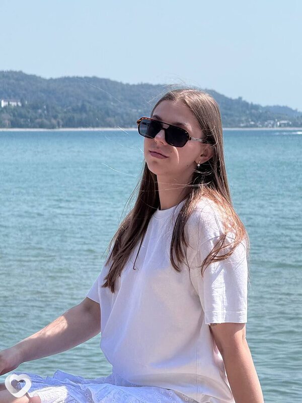 Юля, 23, Москве — анкета №3817399
