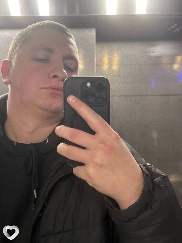 Антон, 26, Симферополе — анкета №3816686