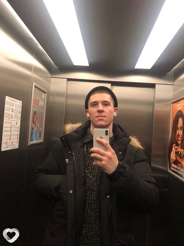 Артём, 22, Новосибирске — анкета №3816901