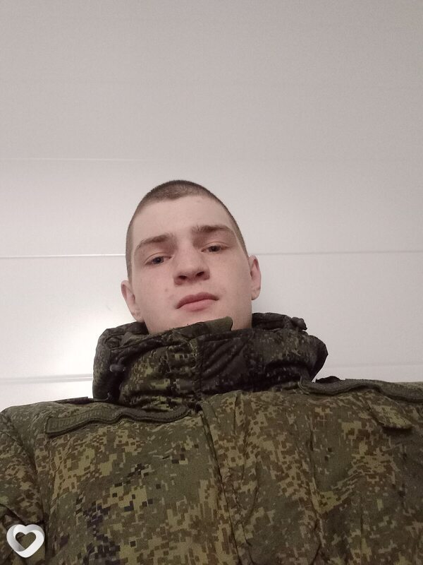 Илья, 19, Петрозаводске — анкета №3817785