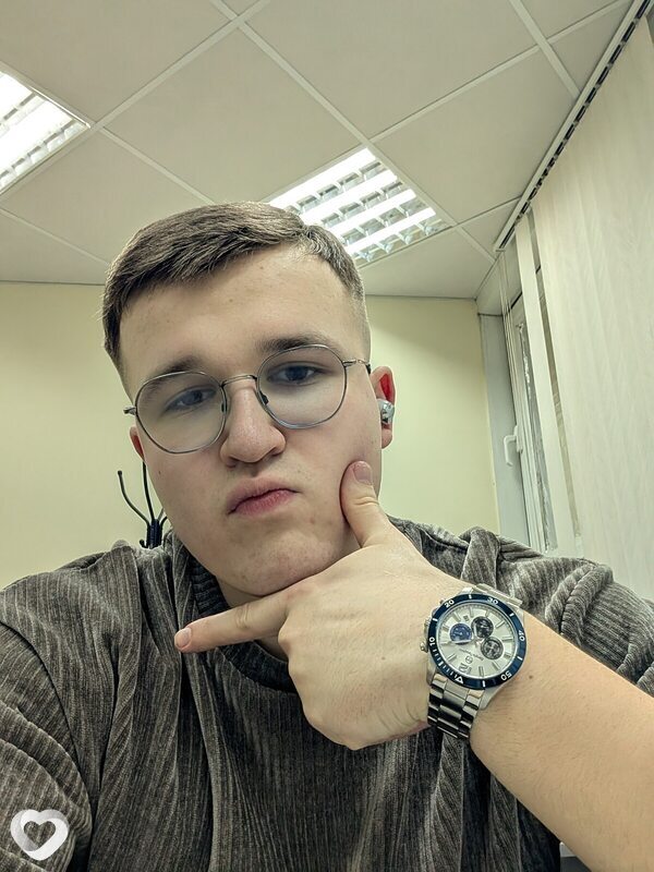 Михаил, 21, Ростове-на-Дону — анкета №3818165