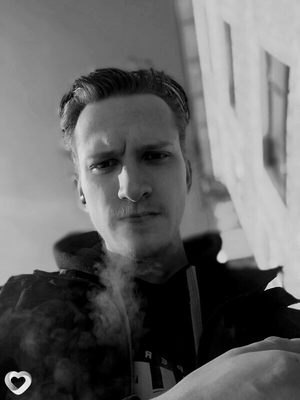 Артур, 23, Таганроге — анкета №3818378