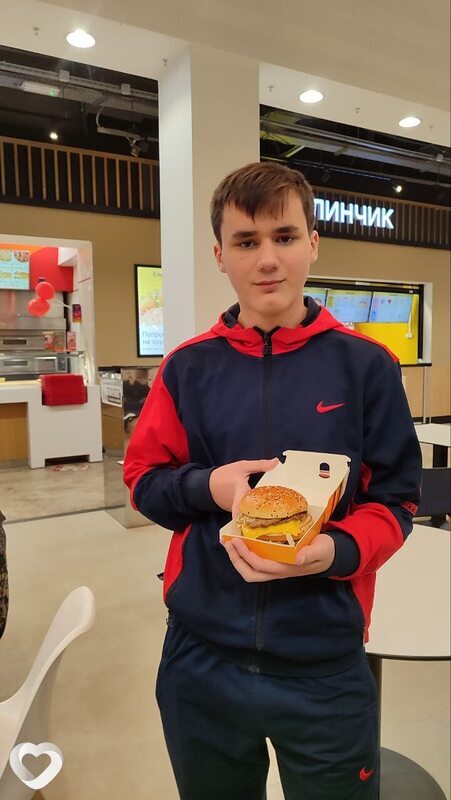 Михаил, 18, Воронеже — анкета №3818394