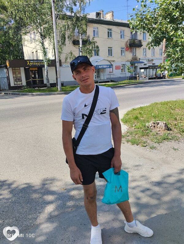 Юрий, 36, Перми — анкета №3819064