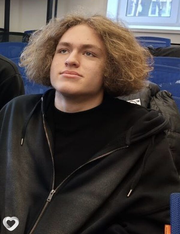Daniel, 18, Москве — анкета №3819207