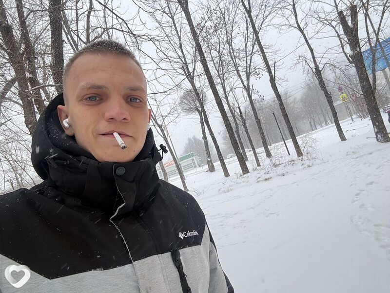 Nikolay, 24, Артеме — анкета №3820604