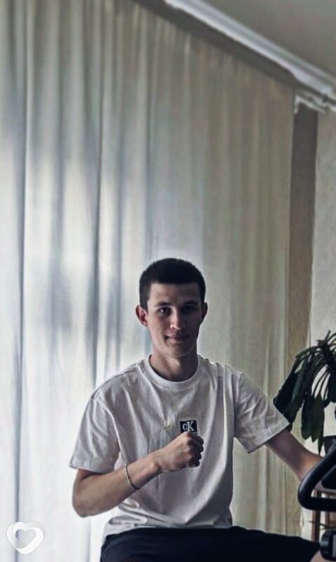 Максим, 20, Южноуральске — анкета №3821656