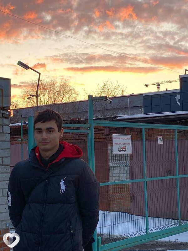 Макс, 18, Тюмени — анкета №3822466