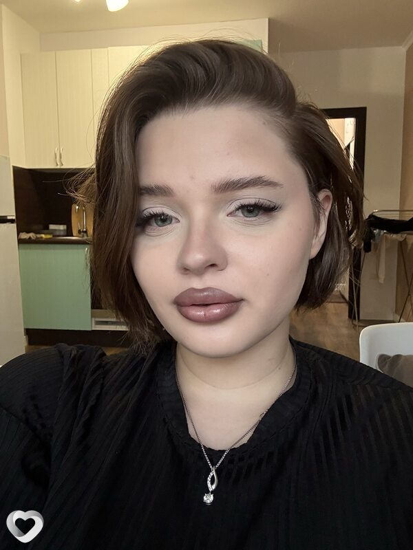 Вика, 21, Санкт-Петербурге — анкета №3823042