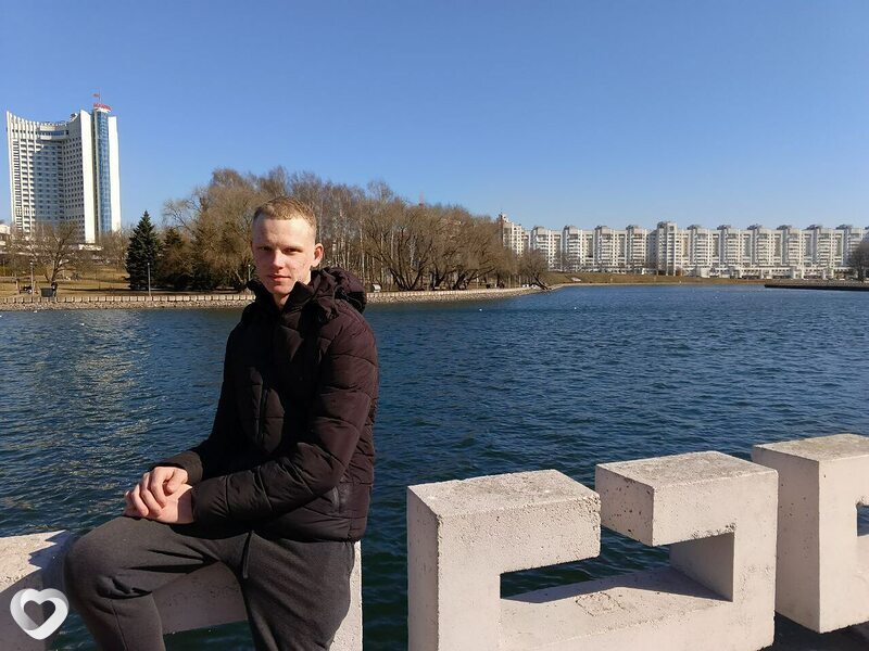 Артём, 20, Минске — анкета №3822955
