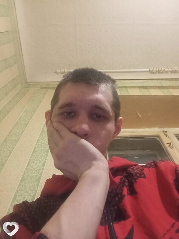 Евгений, 23, Каменске-Уральском — анкета №3823195