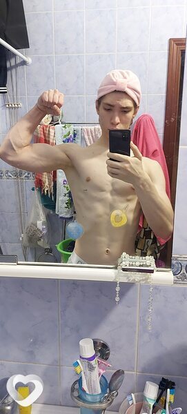Михаил, 21, Москве — анкета №3822987