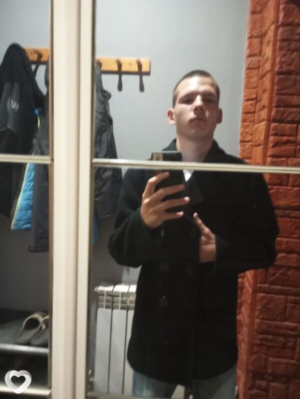 Максим, 18, Белгороде — анкета №3824040