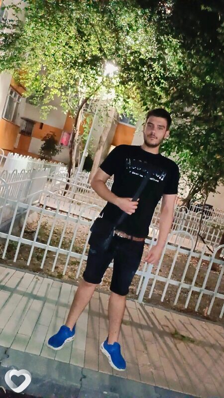 Robert, 22, București — анкета №3824930