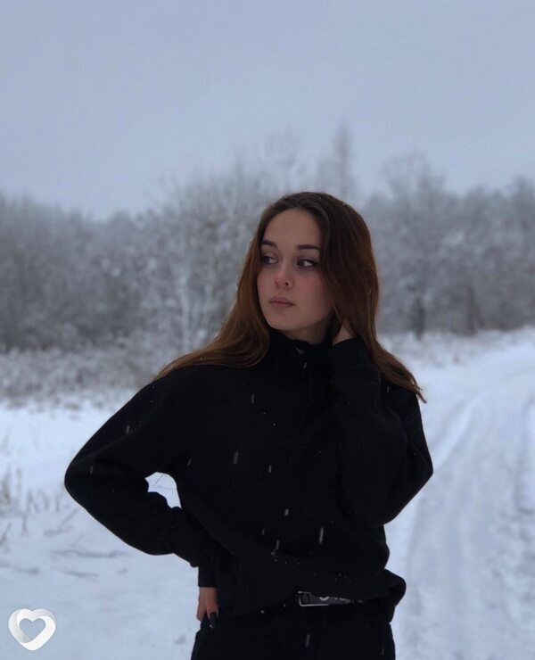Вика, 24, Санкт-Петербурге — анкета №3825247