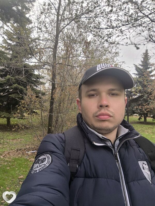 Артём, 27, Донецке — анкета №3825564