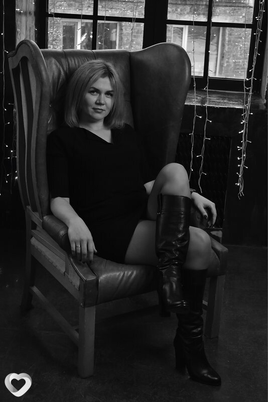 Галя, Анна