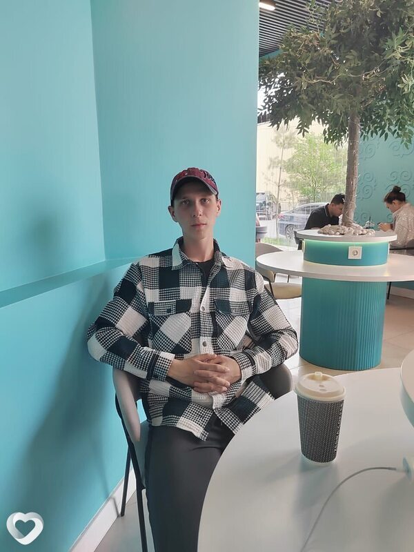 Влад, 21, Таразе — анкета №3827008