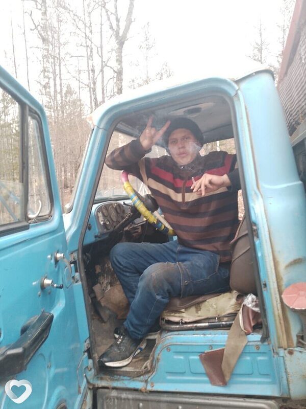 Александр, 23, Ачинске — анкета №3828270