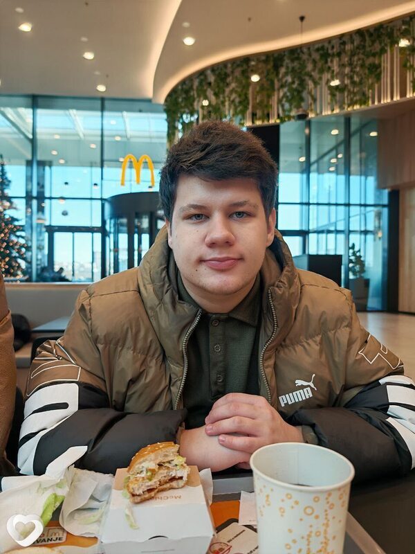 Кирилл, 21, Туле — анкета №3827966