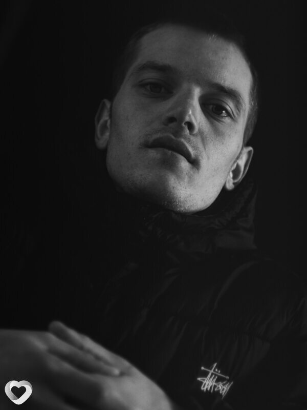 Евгений, 25, Артеме — анкета №3829593