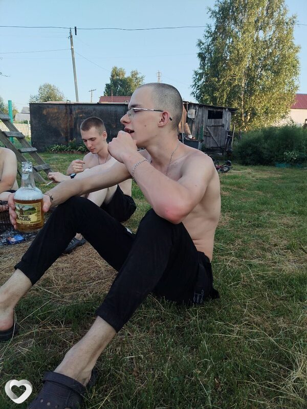 Иван, 21, Новокузнецке — анкета №3829686