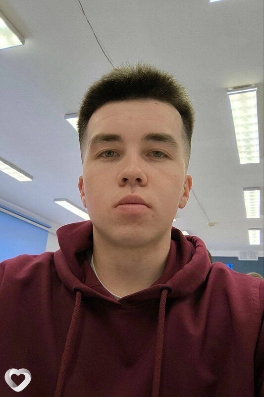Vitalik, 18, Биробиджане — анкета №3829708