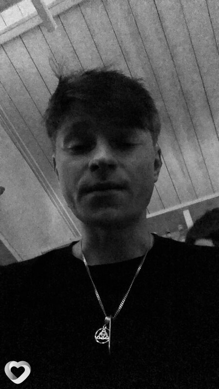 Андрей, 25, Калининграде — анкета №3829757