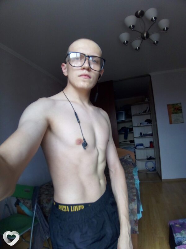 Александр, 22, Москве — анкета №3829771