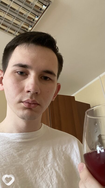 Эмиль, 23, Владивостоке — анкета №3830105