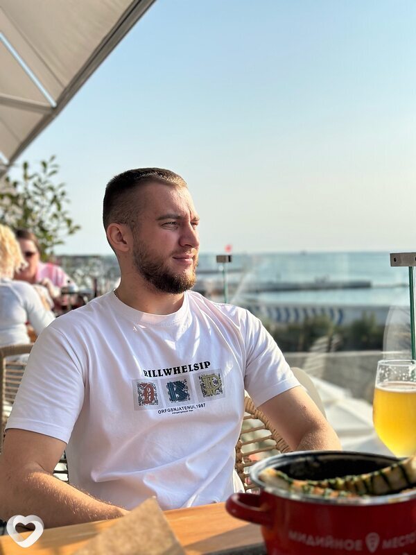 Артур, 26, Братске — анкета №3830291