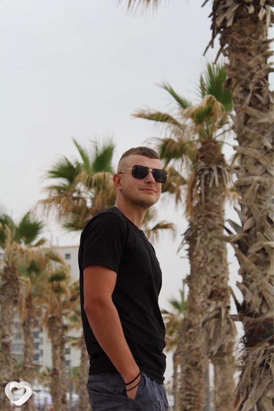 Даниил, 24, Пскове — анкета №3830512