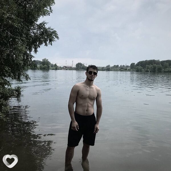 Серёга, 21, Бийске — анкета №3830570