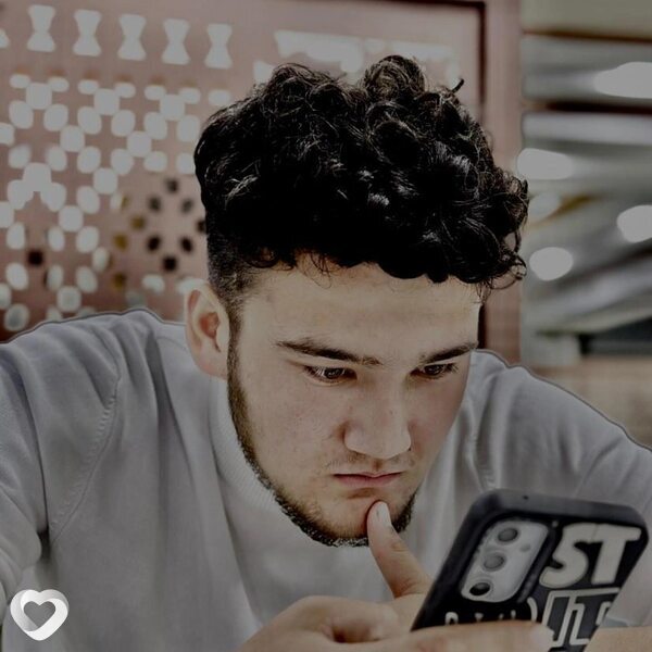 Aki, 21, Ташкент — анкета №3830864