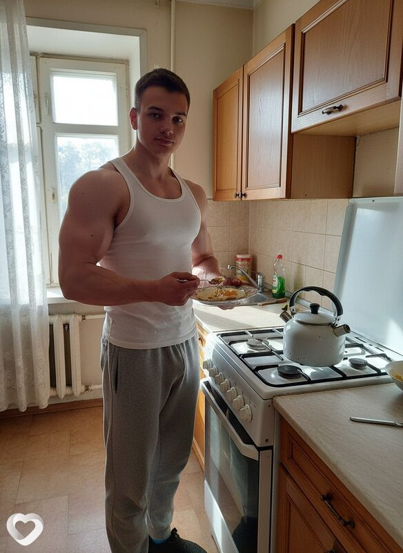 Лёша, 20, Хабаровске — анкета №3831478