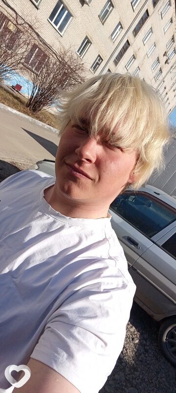 Данил, 18, Барнауле — анкета №3831679
