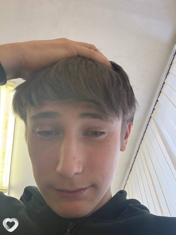 Максим, 19, Балакове — анкета №3831896