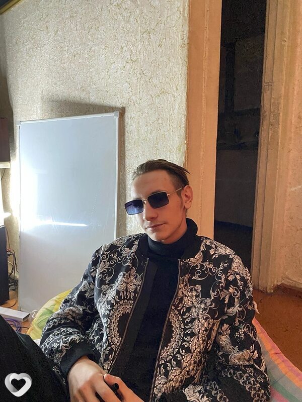 Кирилл, 22, Белове — анкета №3832256