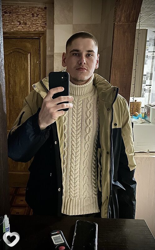 Анатолий, 22, Саратове — анкета №3832900
