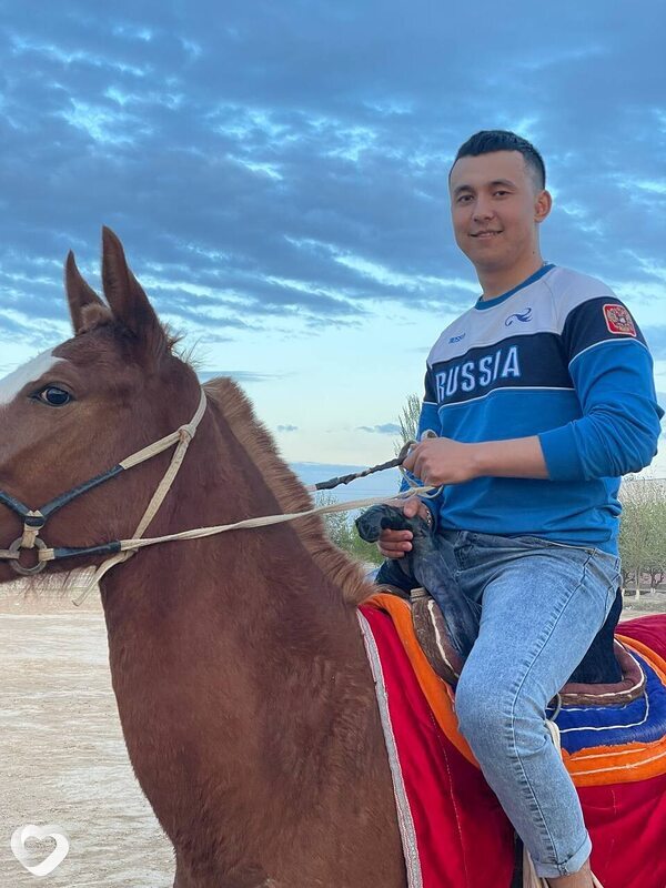 Азик, 26, Петрозаводске — анкета №3833267