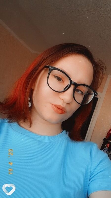 Катя, 21, Ирбите — анкета №3833760
