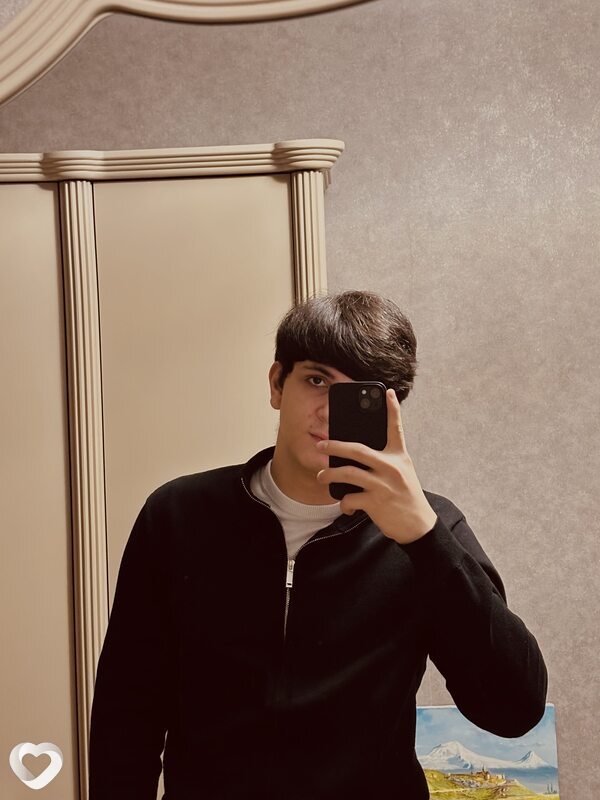 Эрик, 21, Москве — анкета №3833904
