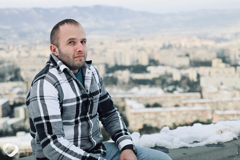 Hovo, Тбилиси