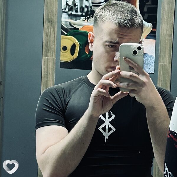 Тим, 20, Азове — анкета №3834767